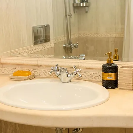 Coastal 1bd Flat With Pool & Parking * Varna
